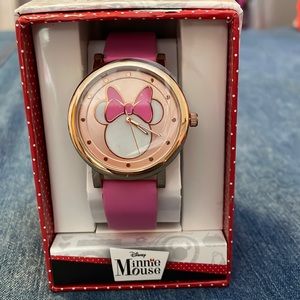 Pink Minnie Mouse watch